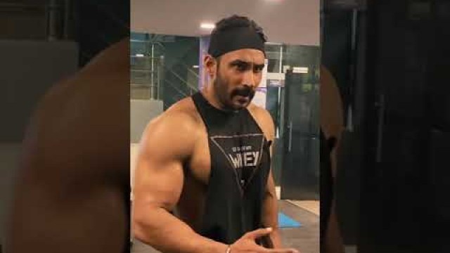 '❤️Tarun gill back workout ❤️pose video ❤️ muje dum h ❤️ fitness model road to sheru classic 2021