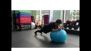 'Energy Fitness - Fitball (3) (Mountain Climber)'
