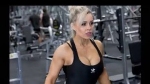 'Female Bodybuilder Workout Gym Motivational Status Video 2021|Stephenie Sanzo 