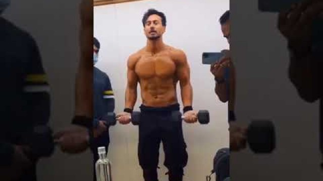 'live video telecast all friends Tiger Shroff exercise dumbbell live with all friends practice room'