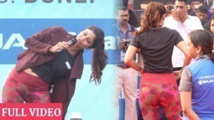 'Shilpa Shetty amazing yoga in Public | Bajaj Allianz Plankathon'