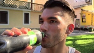 'Kroatien Vlog 3: Brennerchen Fitness, der Skorpion und Essen mit gigantischer Aussicht!'