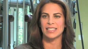 'Behind the Scenes at Jillian Michaels\' FitnessRx Cover Photo Shoot'