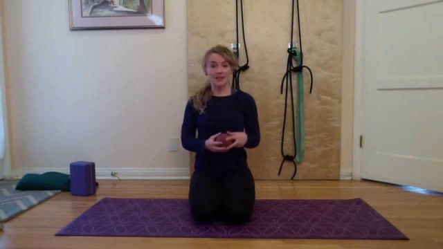 'Quad and IT Band Stretch with Yoga Tune Up® Alpha Ball'