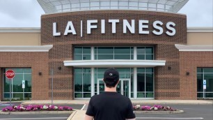 'LA FITNESS FRONT DESK | HOW MUCH I GOT PAID'