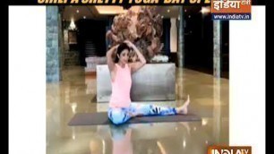 'Learn how to perform various yoga asanas from Shilpa Shetty Kundra'