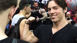 'Intermittent Fasting at the 2016 LA Fitness Expo (Plus Full Day of Eating)'