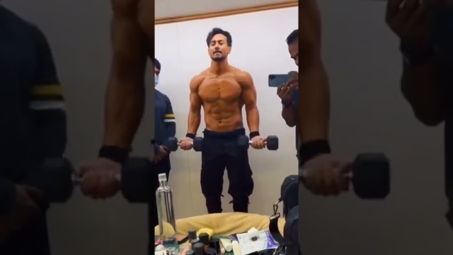 'Tiger Shroff Ready For Action / gym motivation status video / workout video'