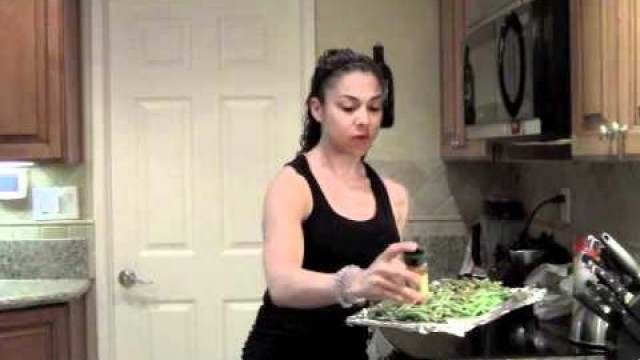 'Gina Aliotti Fitness Network Healthy Recipes Green Beans and Veggie Preparation'